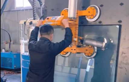 Flexible Glass Suction Crane for Various Glass Handling
